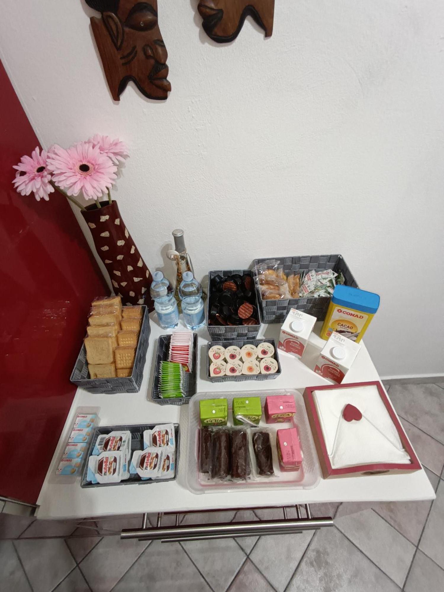 Casa Vacanze Completa Di Tutto E Anche Di Piu Livorno Dış mekan fotoğraf